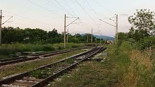 ПВ 30132 Сливен  - Карлово с лъскавата 44062,пристига в гара Казанлък с поздрав
