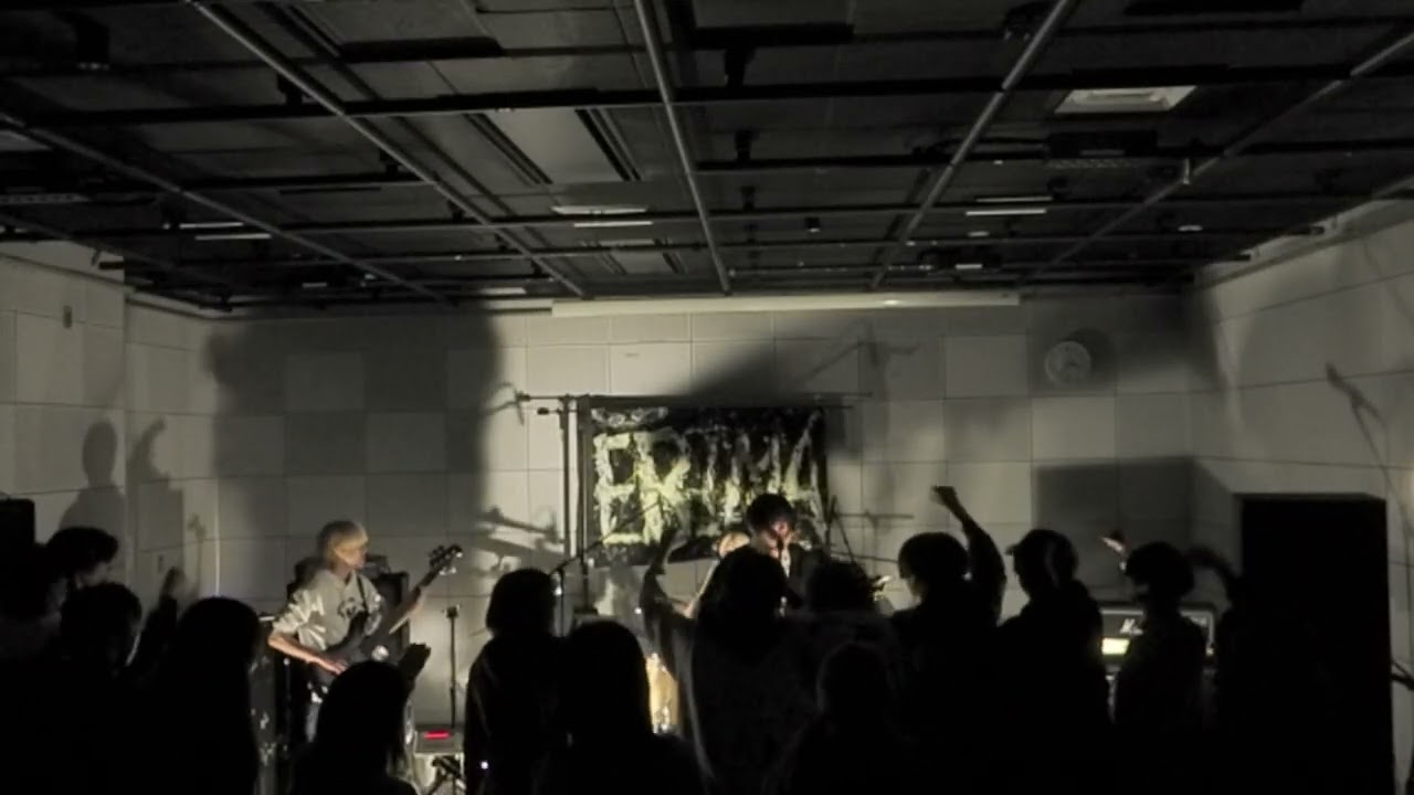 レトロリロン (copy)