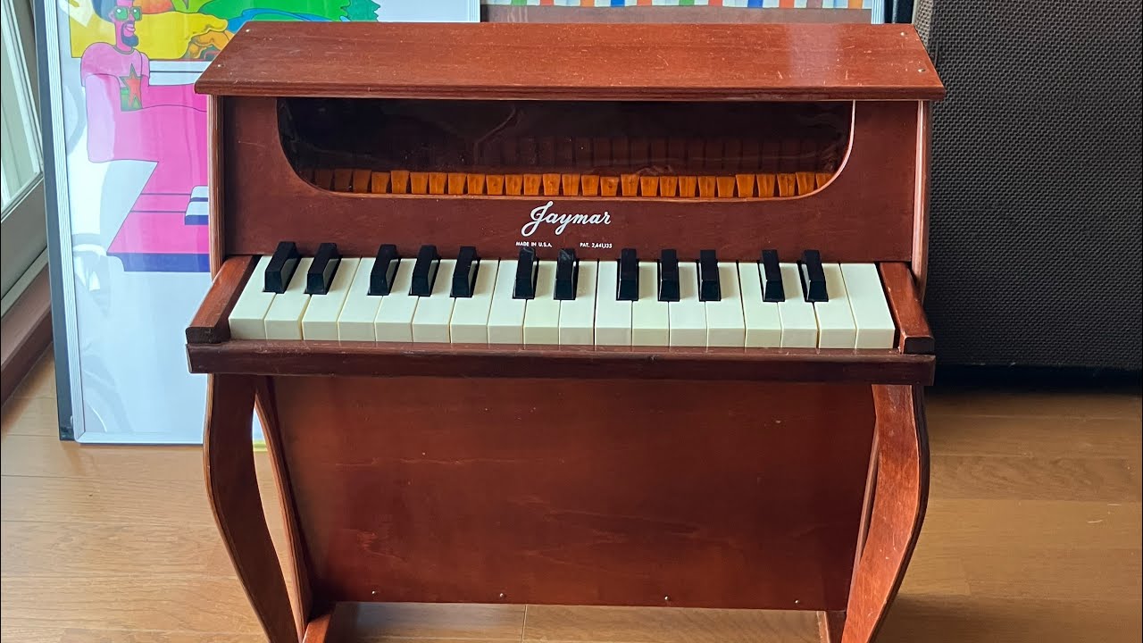 organ69 : [tp042]Jaymar 30 Keys Toy Piano