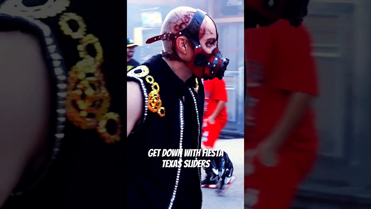 Fright Fest Sliders Fiesta Texas #frightfest #sliders #cosplay