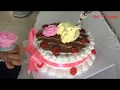 Make ice cream cake with cocoa powder - shape the goat. Bánh kem với bột ca cao - tạo hình con dê