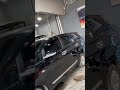 Pemasangan kaca film Solar Gard Black Phantom di mobil Toyota Innova