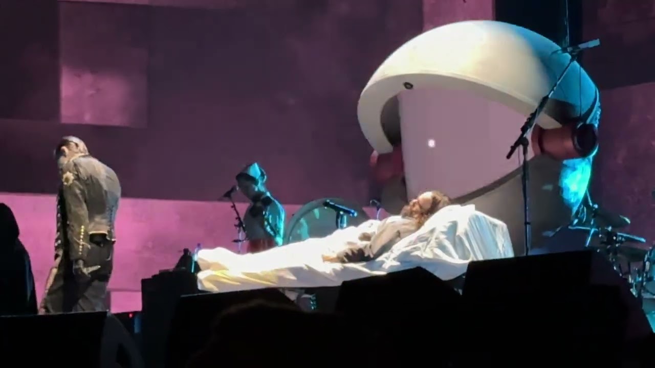 Gerard kill and got choked with Clerk intestines  - My Chemical Romance - São Paulo 6 February 2026