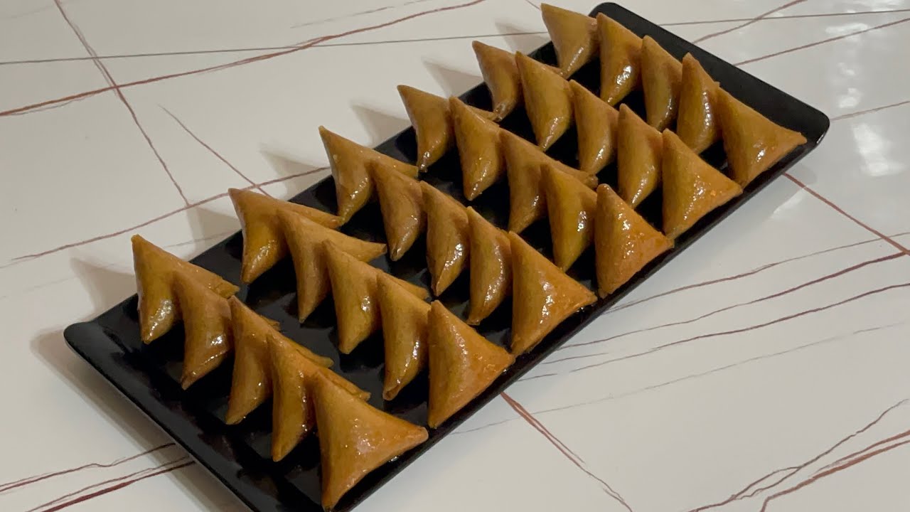 نتحداك من اليوم⁉️عمر لبريوات يترطقو وسط زيت ولا تلوى ليك الورقة تبعي طريقتي او حصلي على الذ بريوات 