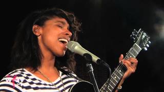 Lianne La Havas - &quot;Tease Me&quot; (Live at WFUV)