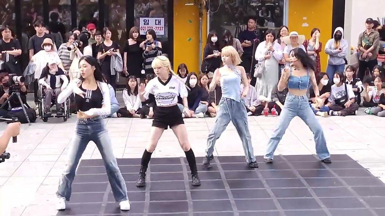 2023.09.23/AB 여기서요?/KISS OF LIFE - Shhh/신촌스타광장