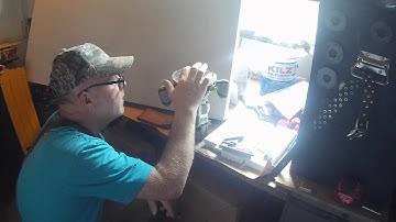 Langstroth Long Beehive Build Part 5 Setting up router to cut rabbit on beehive.