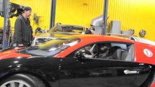 T-Pain pulling in his Bugatti and Drophead
