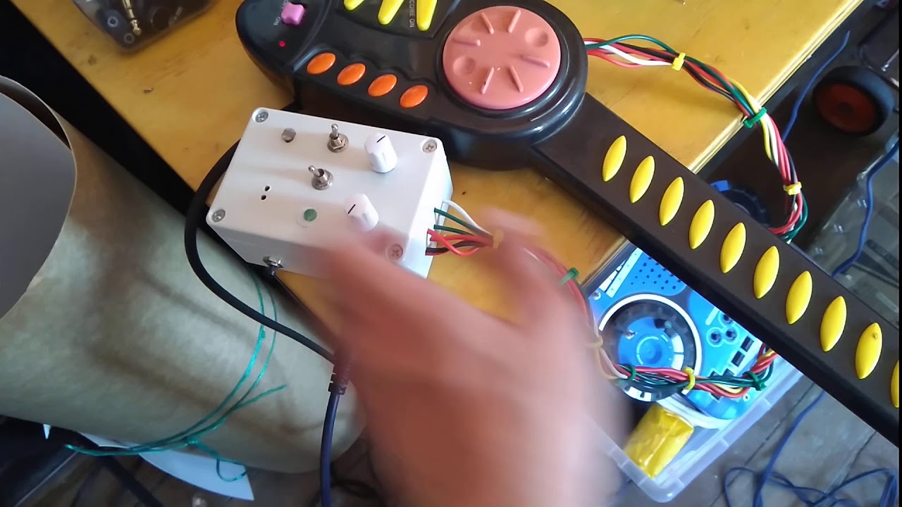 Hackeo Juguetes Pululoz // Polwor // Circuit Bending - Toy Hacking