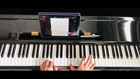 Học xướng âm, cảm âm ,thẩm âm tiết tấu,để hát đúng cao độ và đúng nhịp|Cô ấy 70 tuổi mà học rất tốt.