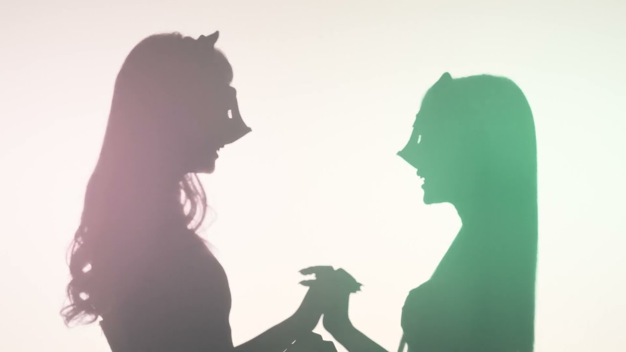 Claris クラリス 仮面を外し素顔公開 活動歴やおすすめの楽曲も合わせてご紹介 カルチャ Cal Cha