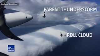 Amazing Roll Clouds Caught on Camera