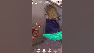 why I will never switch to Vandal in Valorant