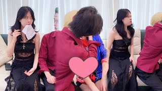 大家一起玩游戏，小丑突然亲了哈莉奎因，黑天使被气到离场#斗罗大陆唐三小舞#哈莉奎茵