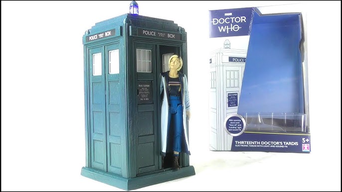 Seven20 Doctor Who TARDIS Electronic Spin And Fly Vehicle