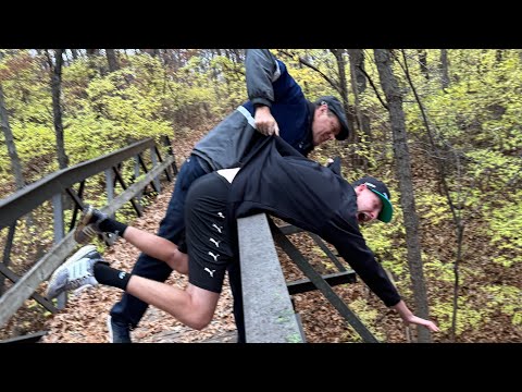 A casual Disc Golf round with Legend Scott Stokely!