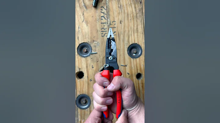 Every Pair of Strippers Should Have This Feature ⚡️