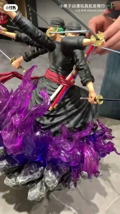 Dirty Bird Studio Zoro Statue unboxing. The details on this figure