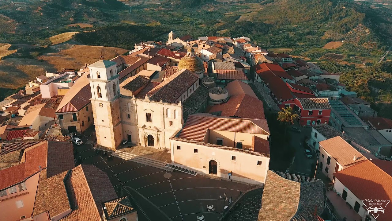 LA CALABRIA E' UN POSTO MERAVIGLIOSO [4K] - YouTube