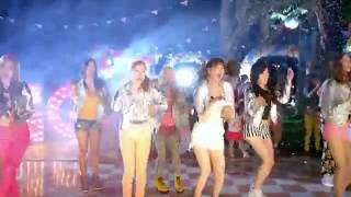 SNSD LOVE AND GIRLS