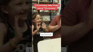 2 Situmorang Italia Nyanyi Lagu Situmorang anakbule kimberlybuletoba kimberlysitumorang