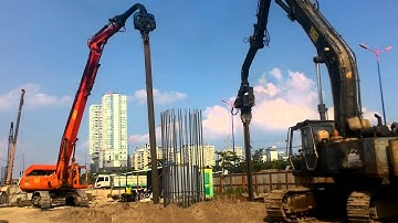 Thi nhau nhổ cừ larsen 12m