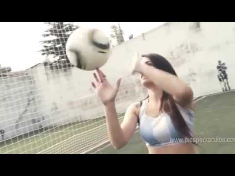 Freestyle Bola Wanita Sexy Girl Freestyle Football Kooora Clip