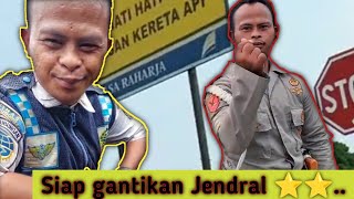 LORD NOTO PENJAGA REL KERETA API VIRAL #lucu #ngakak