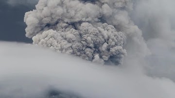 Oppenheimer or How I Learned to Stop Worrying and Love the Volcano © NFTS 2023