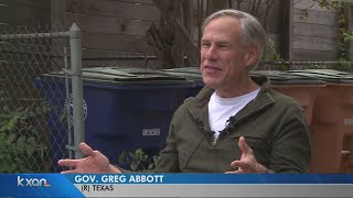 Gov. Abbott delivers Thanksgiving meal to homebound residents