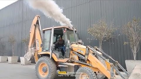 BS-IV JCB Machine Injectors Failure Video || Black Smoke with Abnormal Sound