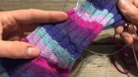 Customizable Toe Up Sock Tutorial Part 3 - The Leg and Bind Off