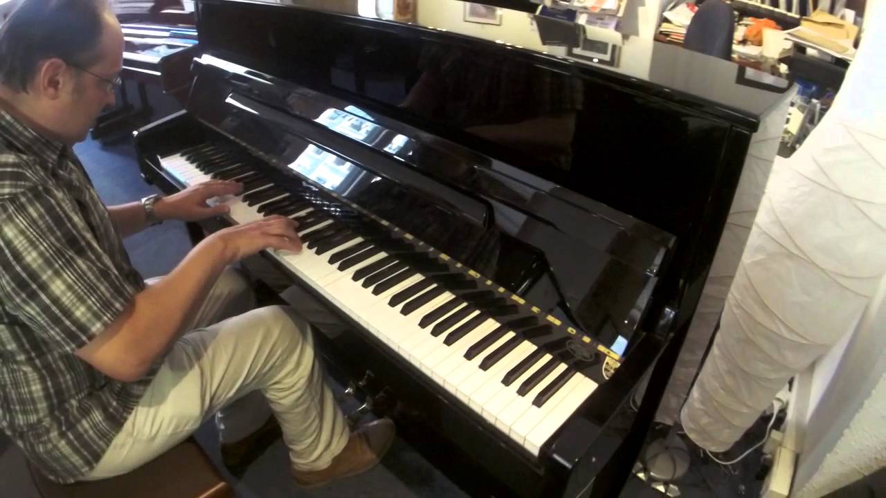 Piano droit Pleyel-Schimmel 114 