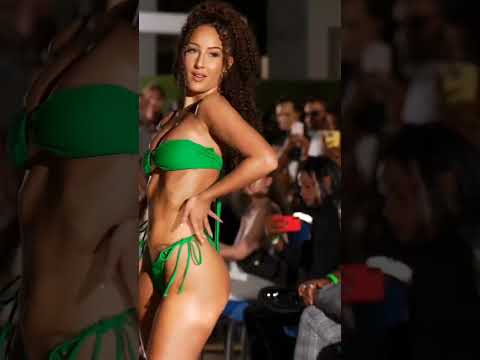  @kylie_the_bunny_  green! 💚 #sexy #amor #love #style #fashion #bikini #swimwear #Girl
