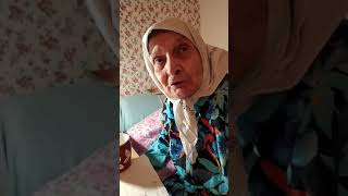 Бабушка Мария в 90 лет и поет псалмы, и читает без очков, и проповедует!))