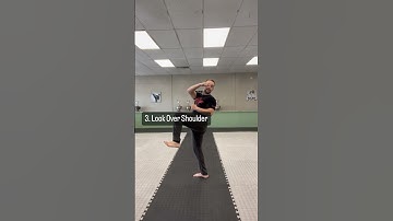 How to sideswipe kick! Super cool kick! 🤙🏼 #martialart #ninja #howto #kick #trick #flip