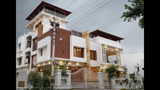 CONTEMPORARY MODERN HOUSE.COURTYARD HOUSE