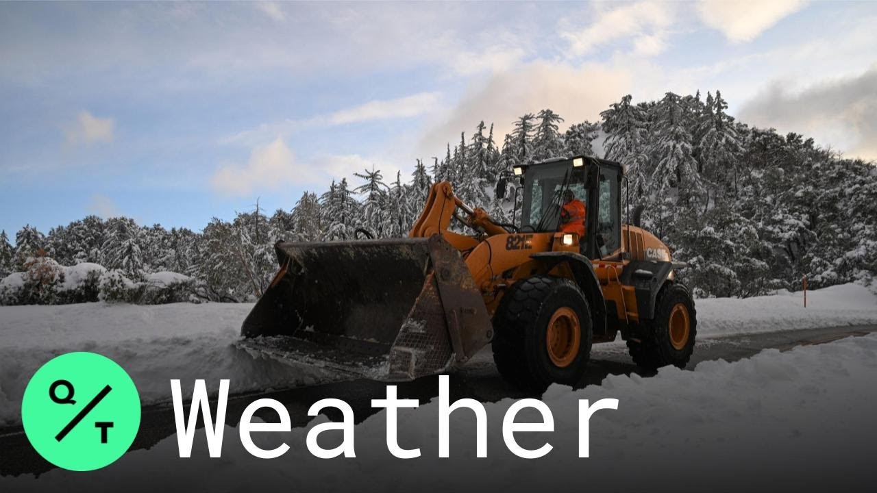 A Powerful Storm Pounds Southern California With Rain and Snow - YouTube