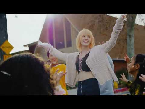 IU '홀씨(Holssi)' MV