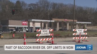 Part of Raccoon River Drive closed in West Des Moines