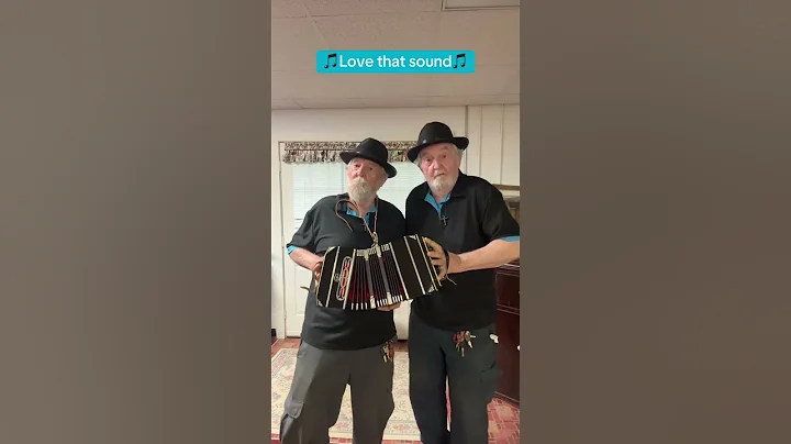 Trending around the world! 😅#hanelinetwins #funny #shorts