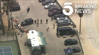 Update: a pursuit driver was taken into custody after chp officers
used less-than-lethal force near the boardwalk of venice beach on july
12, 2019. sky5 ...