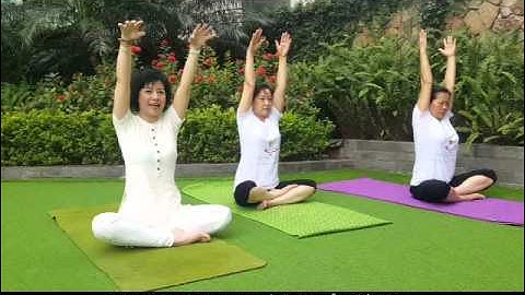 Tập 1 Yoga cho người cao tuổi mới bắt đầu với Chuyên gia Nguyễn Hiếu.