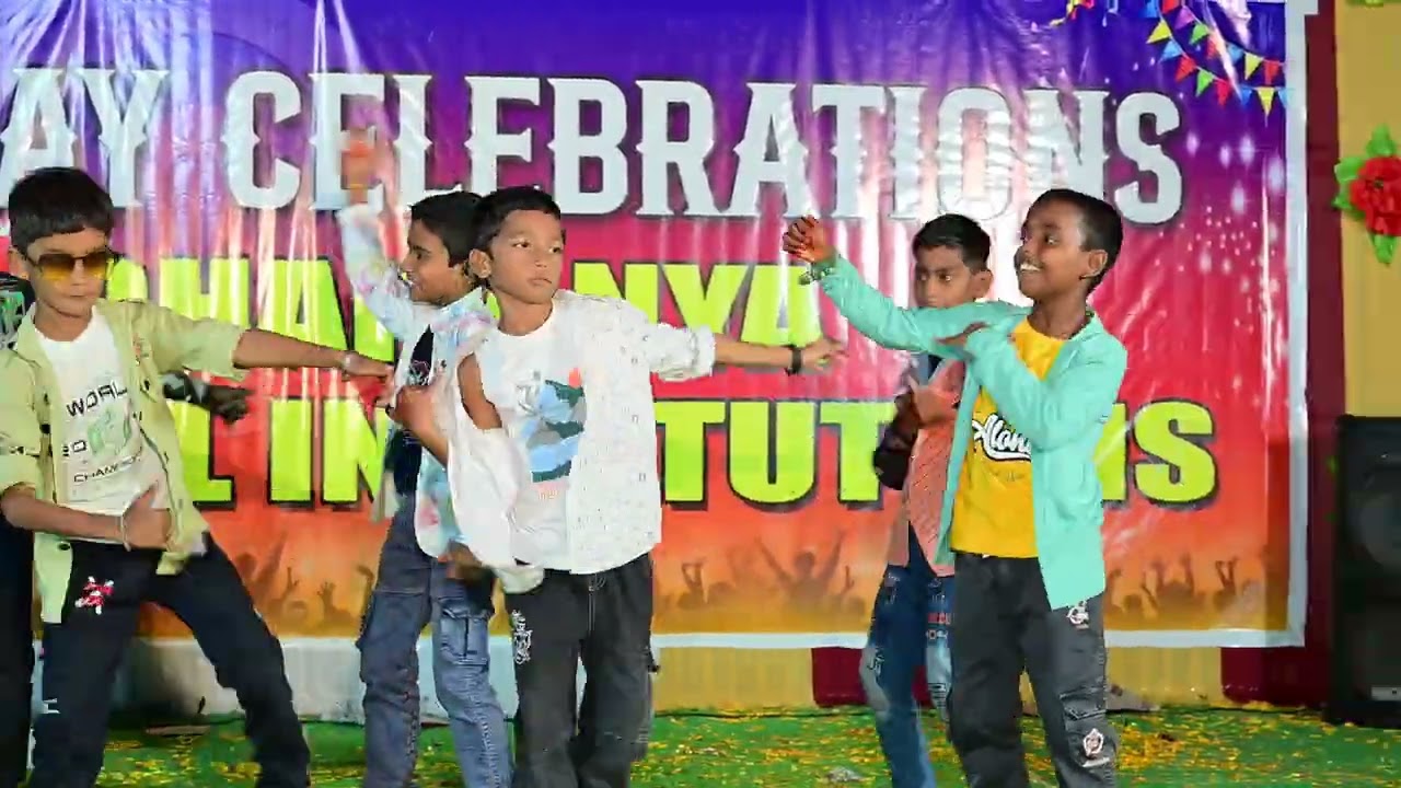 Lively dance performance by the 3rd class students @srinvsvidhyanikethan439  @AnnualDay2026