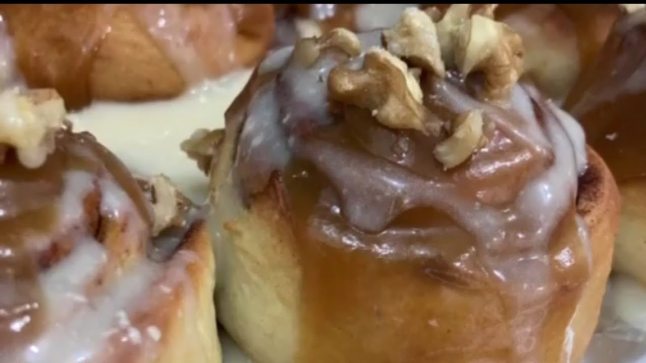 Cinnamon rolls very tasty and perfect cooking cuisine by Farhat Waheed