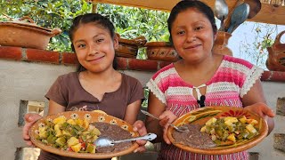 HOY PREPARAMOS RICAS PAPAS A LA MEXICANA CON NOPALES