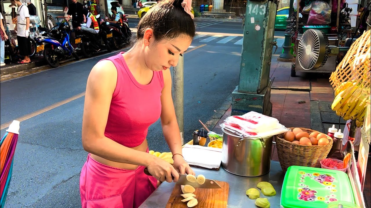 QUEEN of ROTI ! PUY Roti Lady Works Hard Every Day - Thai Street Food ...