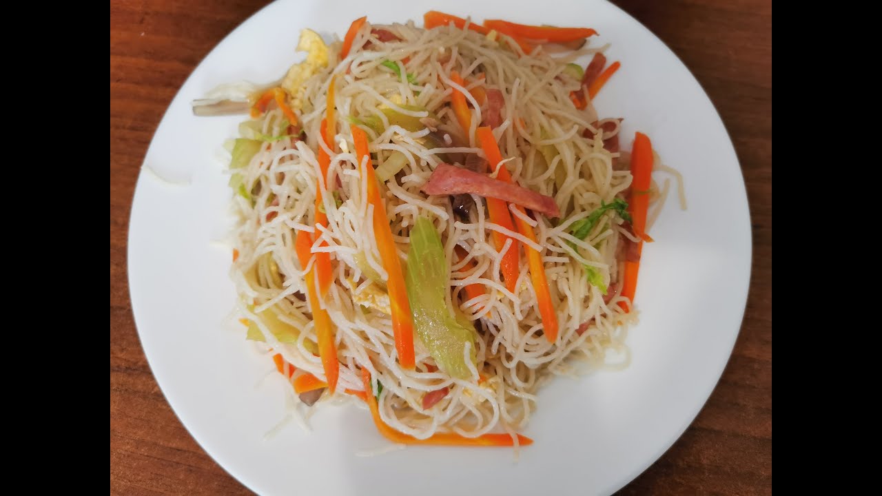 Kuchnia Chińska 中国美食: Smażony makaron ryżowy