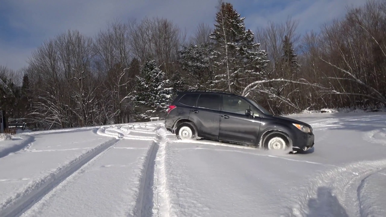 Subaru Forester in the snow - YouTube