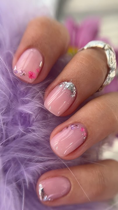Дизайн сухоцветы и поталь на ногтях 🌸💖 #nails #nailart #дизайнногтей # ...